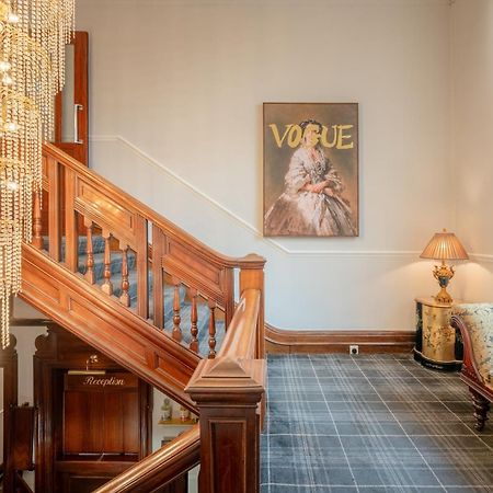 Springbank Manor Hotel Darwen Eksteriør billede