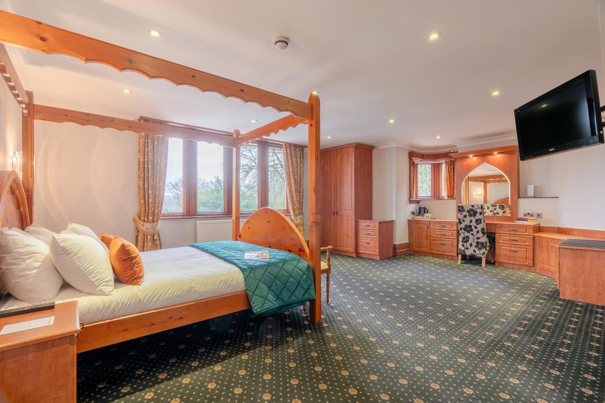 Springbank Manor Hotel Darwen Eksteriør billede